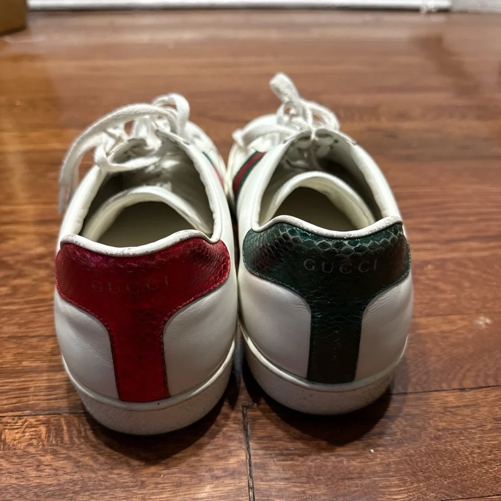 Gucci White Leather Sneakers with Green & Red Web and Tiger Patch - Picture 3 of 4